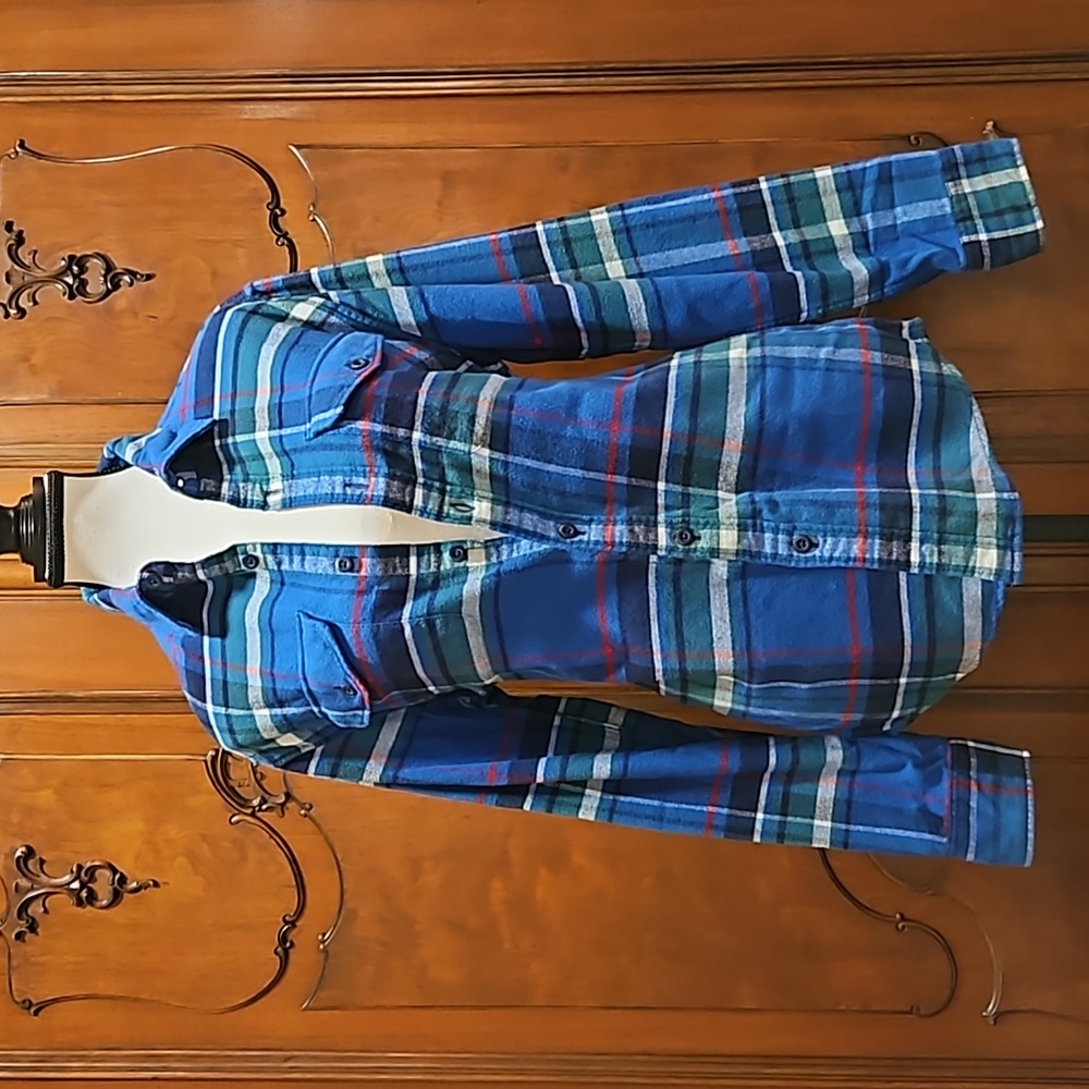 American Eagle AE Flannel Blue Plaid Long Sleeved Button Up Mens Size Small